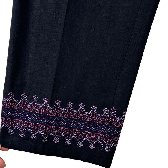 Dressbarn Linen Blend Black Boho Embroidered Capri Pants Womens 4P Retro Chic - Picture 2 of 9